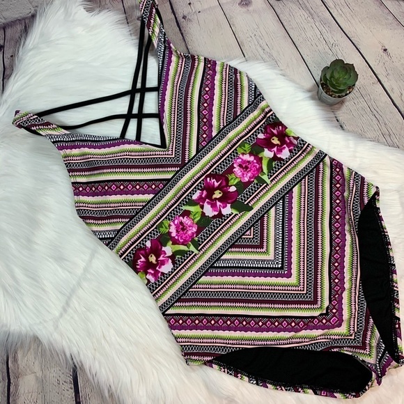 NWOT Mossimo Strappy Floral One Piece Swim - Picture 2 of 11